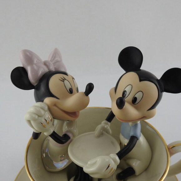 Lenox Disney 24K Gold Figurine Mickey Teacup Twirl Minnie Mouse Mad Tea Party - Picture 14 of 16